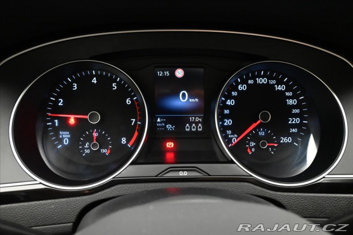 Volkswagen Passat 1,5 TSI 110 kW Business Z 2022