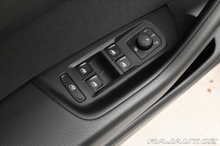 Volkswagen Passat 1,5 TSI 110 kW Business Z 2022