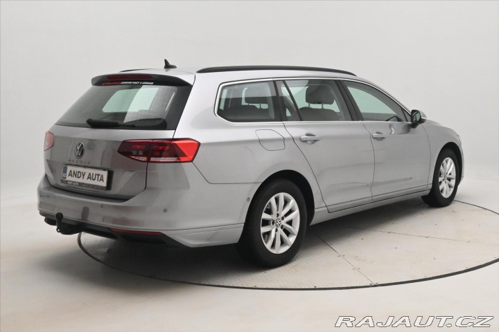 Volkswagen Passat 1,5 TSI 110 kW Business Z 2022