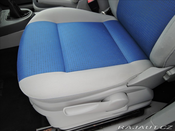 Volkswagen Caddy 1,9 TDi Long Servis 1.maj 2010
