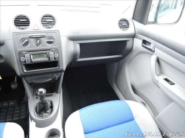Volkswagen Caddy 1,9 TDi Long Servis 1.maj 2010
