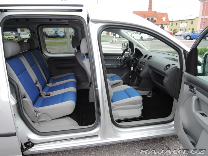 Volkswagen Caddy 1,9 TDi Long Servis 1.maj 2010