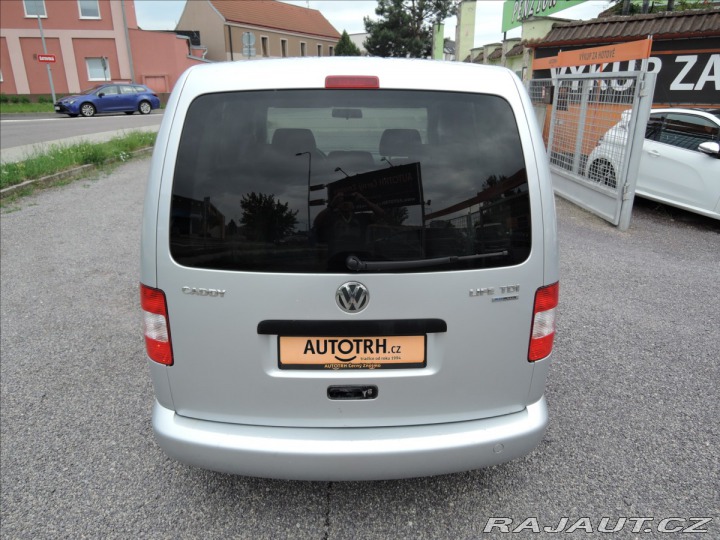 Volkswagen Caddy 1,9 TDi Long Servis 1.maj 2010