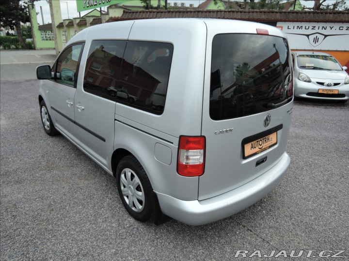 Volkswagen Caddy 1,9 TDi Long Servis 1.maj 2010