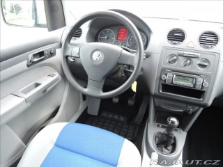 Volkswagen Caddy 1,9 TDi Long Servis 1.maj 2010