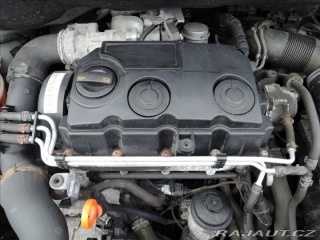 Volkswagen Caddy 1,9 TDi Long Servis 1.maj 2010