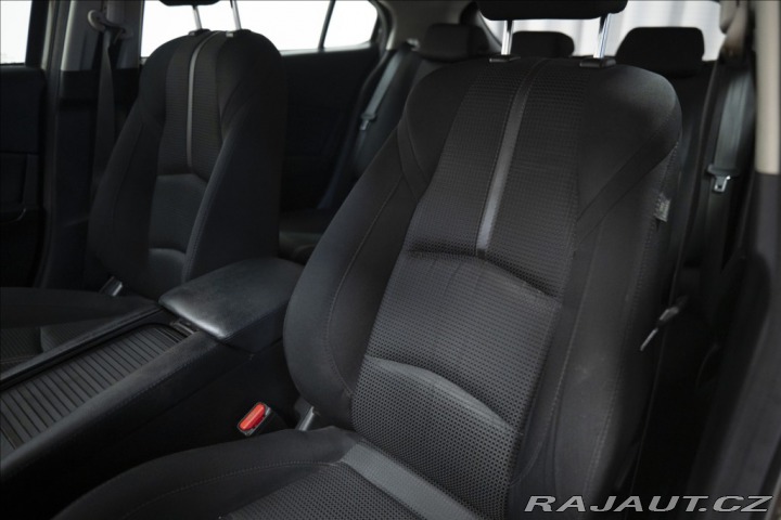 Mazda 3 2,0 SKYACTIV NAVI TAŽNÉ Č 2018