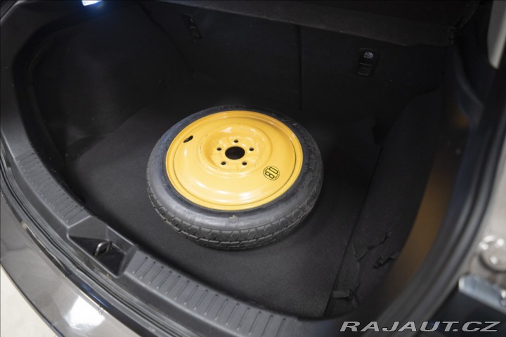 Mazda 3 2,0 SKYACTIV NAVI TAŽNÉ Č 2018