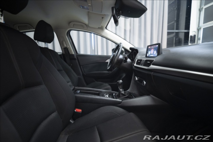 Mazda 3 2,0 SKYACTIV NAVI TAŽNÉ Č 2018