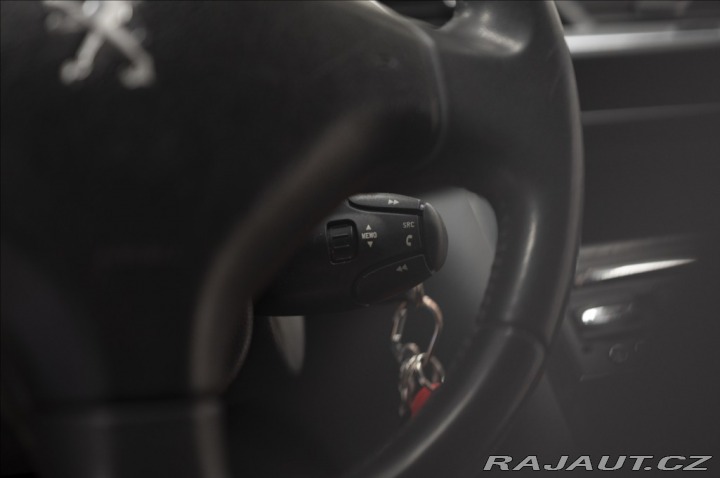 Peugeot 3008 2,0 HDI NAVIGACE TAŽNÉ 2015