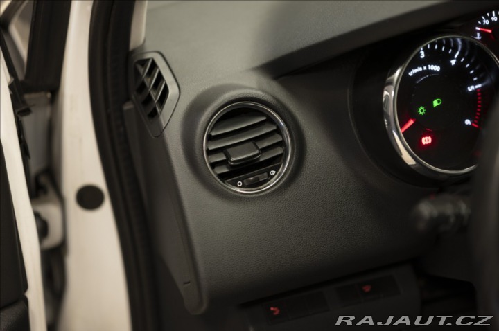 Peugeot 3008 2,0 HDI NAVIGACE TAŽNÉ 2015