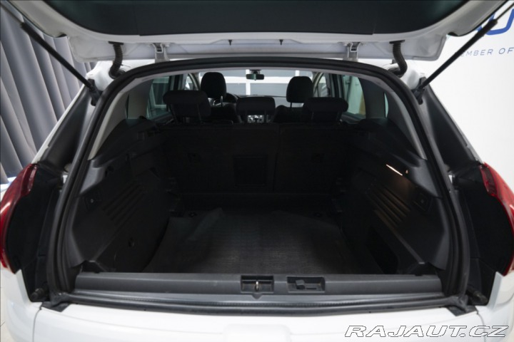 Peugeot 3008 2,0 HDI NAVIGACE TAŽNÉ 2015