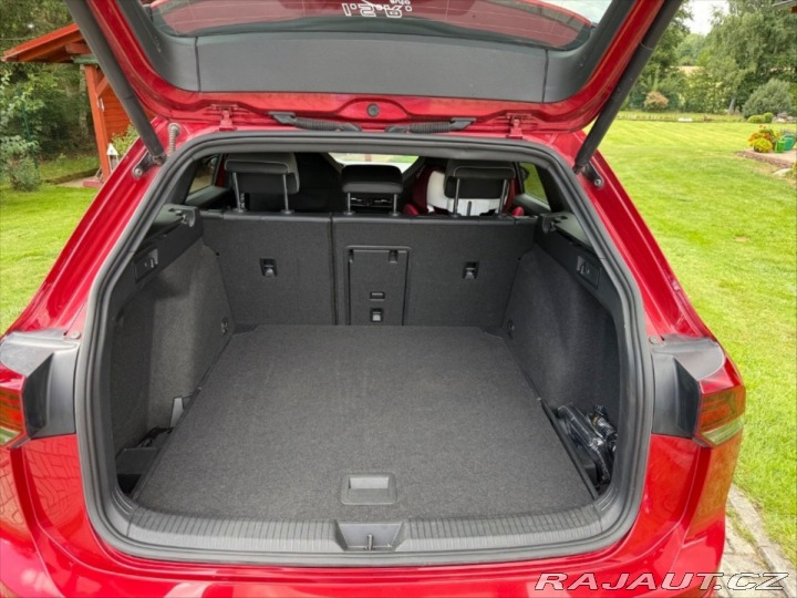 Volkswagen Golf Variant 8 R-line eTSI 2021