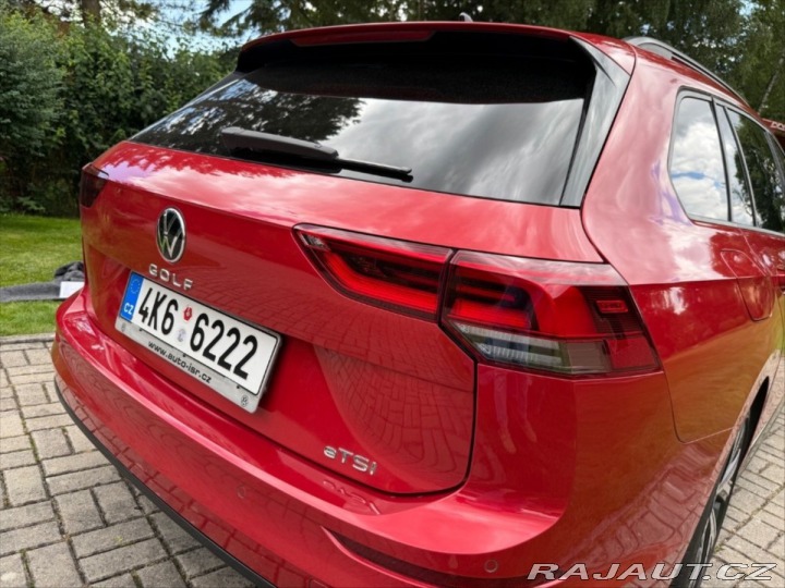 Volkswagen Golf Variant 8 R-line eTSI 2021