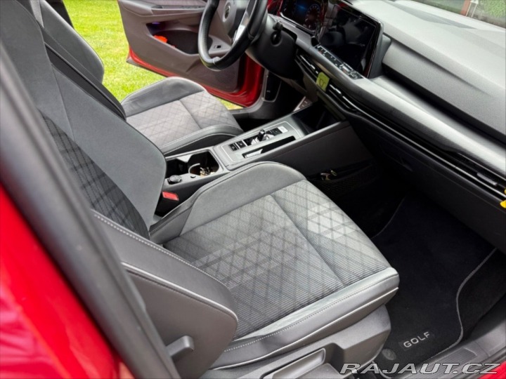 Volkswagen Golf Variant 8 R-line eTSI 2021