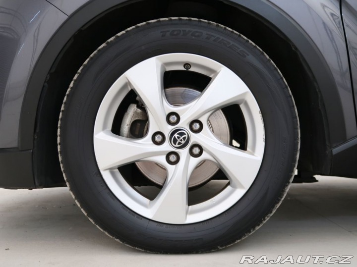 Toyota C-HR 1.8HYBRID,72kW,DYNAMIC,CV 2018