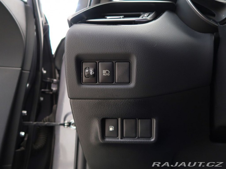 Toyota C-HR 1.8HYBRID,72kW,DYNAMIC,CV 2018