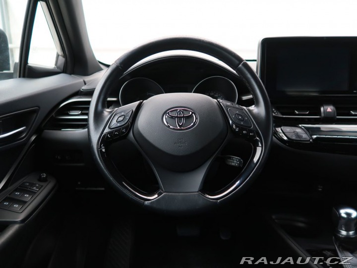 Toyota C-HR 1.8HYBRID,72kW,DYNAMIC,CV 2018
