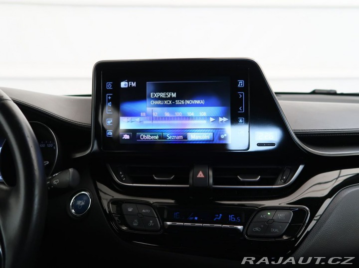 Toyota C-HR 1.8HYBRID,72kW,DYNAMIC,CV 2018