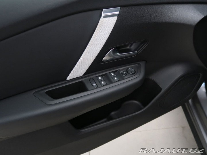 Citroën C4 1.2PureTech,96kW,MAX,AT8, 2025
