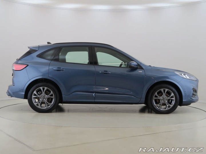 Ford Kuga 1.5EcoBoost,110kW,ST-LINE 2023