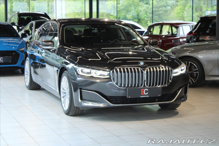 BMW 7 740d xDrive Masáž/NezTop/ 2022