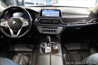 BMW 7 740d xDrive Masáž/NezTop/ 2022