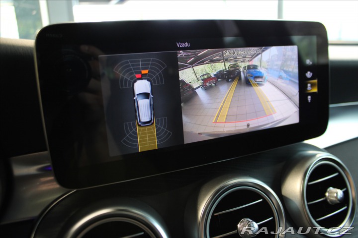 Mercedes-Benz GLC 300de 4MATIC Offroad DISP 2022
