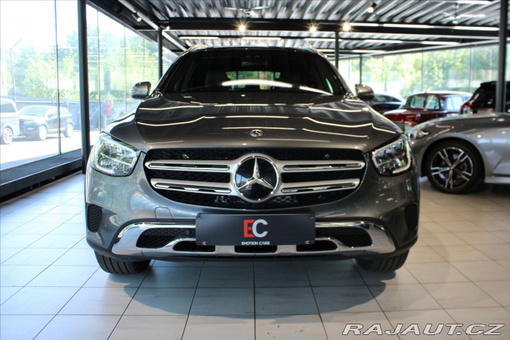 Mercedes-Benz GLC 300de 4MATIC Offroad DISP 2022