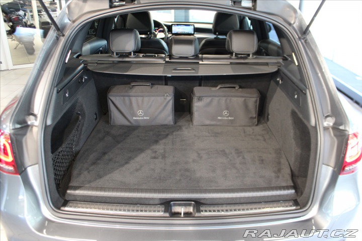 Mercedes-Benz GLC 300de 4MATIC Offroad DISP 2022