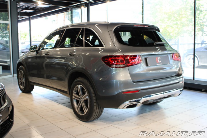 Mercedes-Benz GLC 300de 4MATIC Offroad DISP 2022
