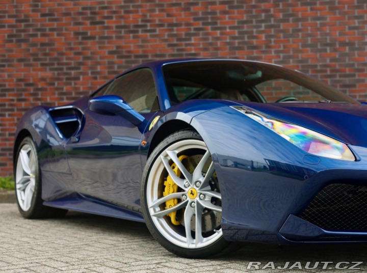 Ferrari 488 GTB HELE | záruka do 05/ 2018