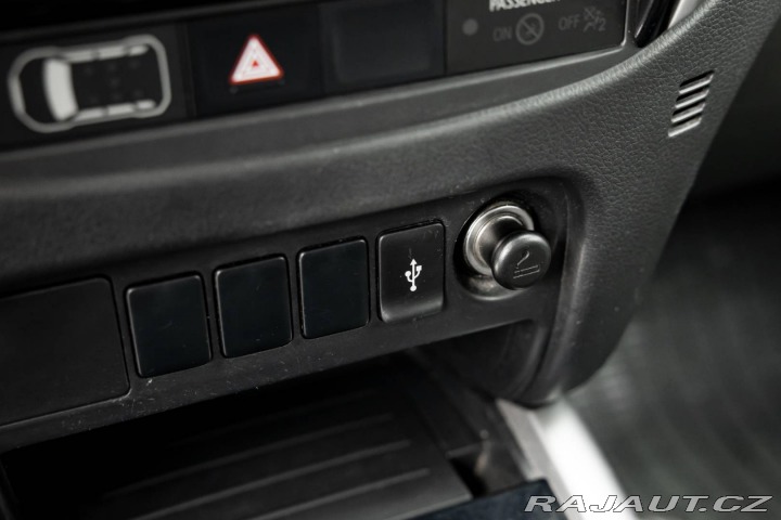 Mitsubishi L200 L200 2.4 DI-D MIVEC Doub 2017