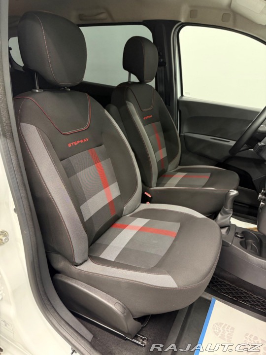 Dacia Lodgy 1.6 SCe Stepway Techroad 2019
