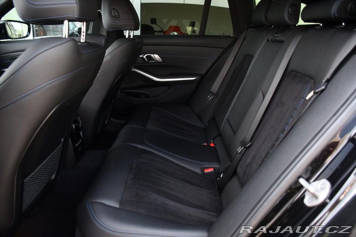 BMW 3 320d xDrive M-SPORT 1M ČR 2023