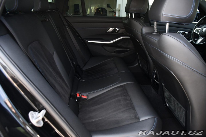 BMW 3 320d xDrive M-SPORT 1M ČR 2023