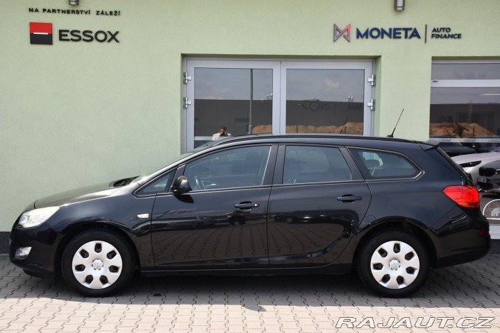 Opel Astra 1.7CDTi SPORTS TOURER 2011