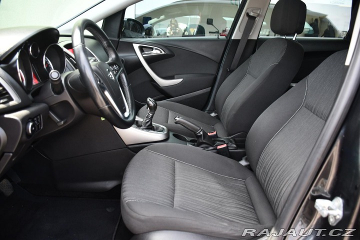 Opel Astra 1.7CDTi SPORTS TOURER 2011