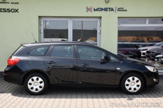 Opel Astra 1.7CDTi SPORTS TOURER 2011