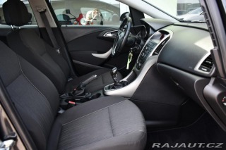 Opel Astra 1.7CDTi SPORTS TOURER 2011