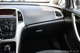 Opel Astra 1.7CDTi SPORTS TOURER 2011