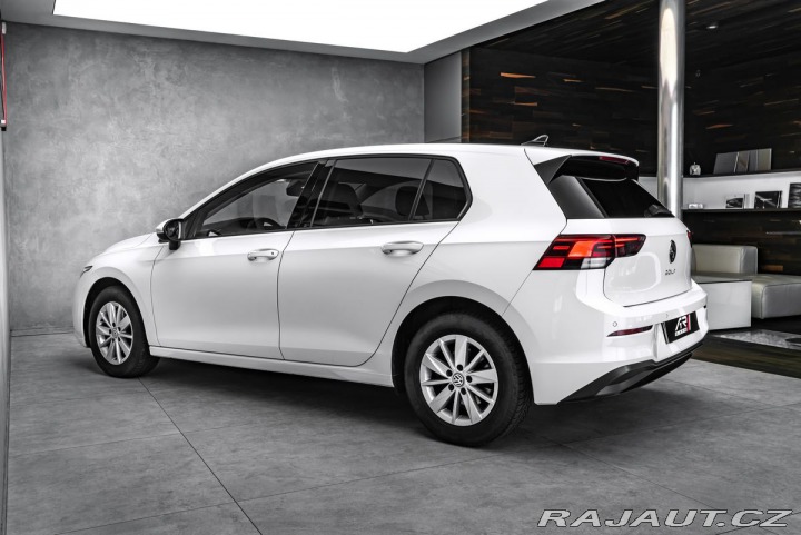 Volkswagen Golf 2021