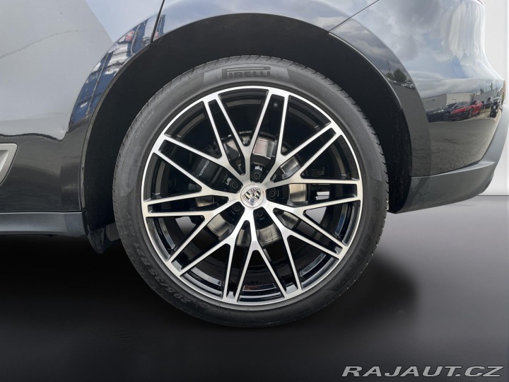 Porsche Macan T 2022