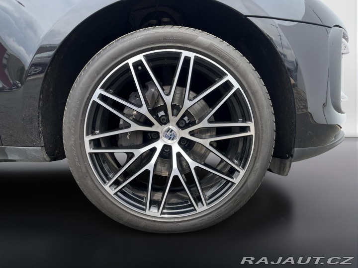 Porsche Macan T 2022