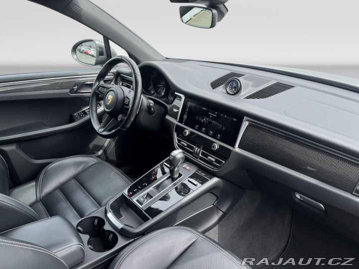 Porsche Macan T 2022