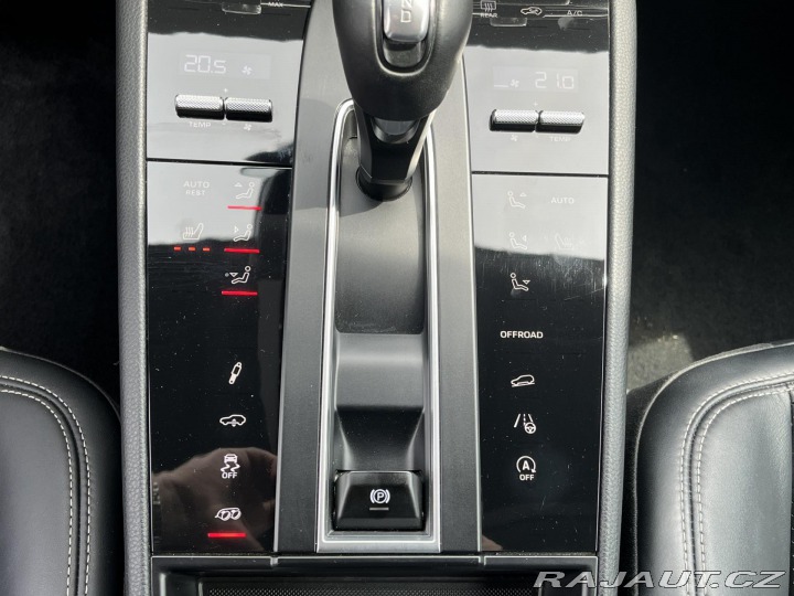 Porsche Macan T 2022