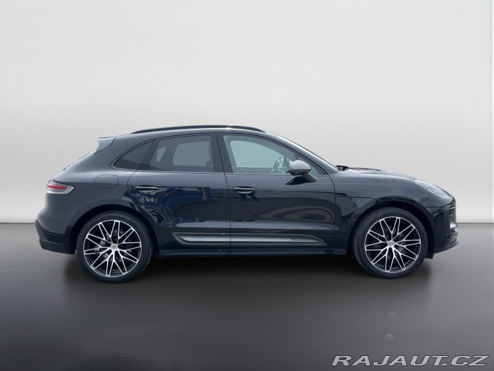 Porsche Macan T 2022