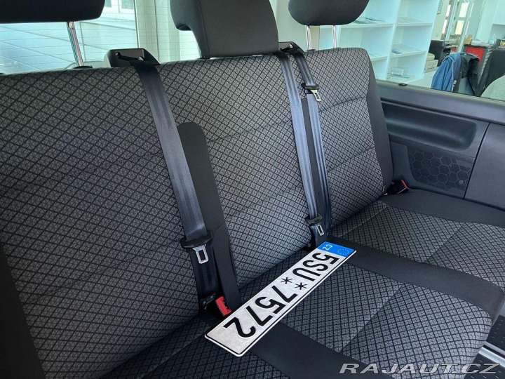 Volkswagen Multivan Trendline 2,0TDI 110kW DS 2021