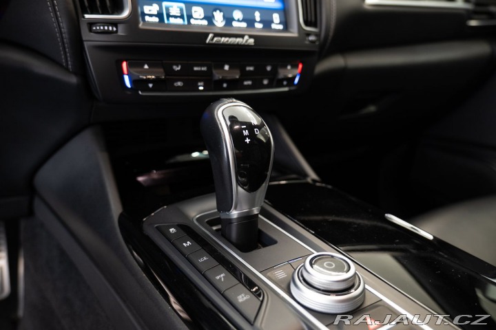 Maserati Levante 360/Pano/Vyhřívaná/Ventil 2017