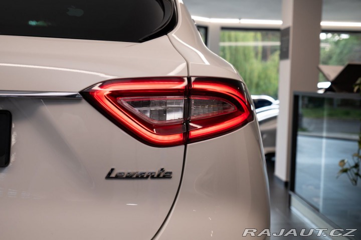 Maserati Levante  2017